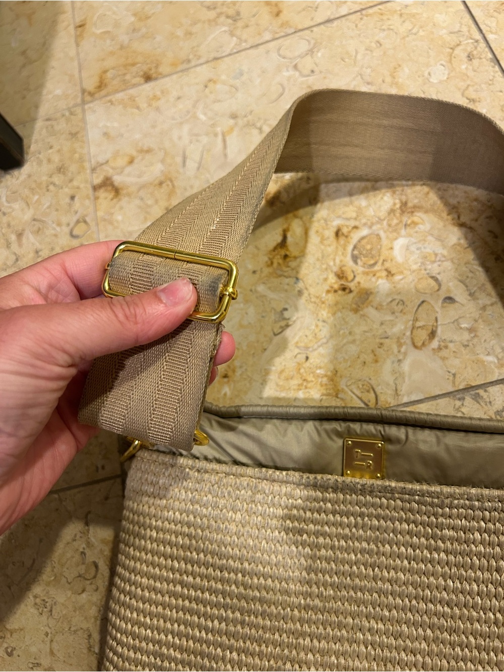 THINK ROYLN Beige Straw Blend Crossbody with Wide Strap One Size - Picture 6 of 12
